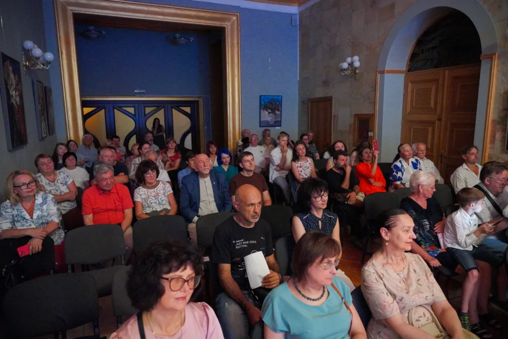 Львівська національна філармонія - Яскраве міжсезоння: фестиваль, виставка та камерна серія у Львівській національній філармонії