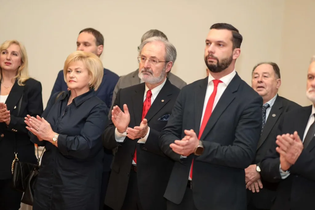 Львівська національна філармонія - Львівська національна філармонія щиро вітає польський народ із Днем Незалежності